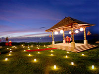 Свадьба в Секретном Саду в отеле Ayana Resort and SPA, Бали, от Илиан тур