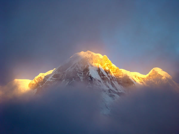 Непал, горы. Илиан тур.